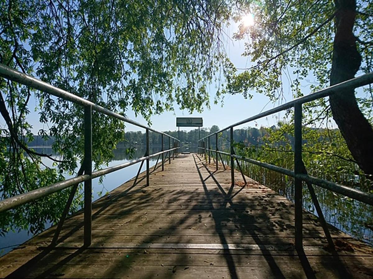 Waldschenke Stendenitz Uebernachten Im Wald Am See Neuruppin Dış mekan fotoğraf